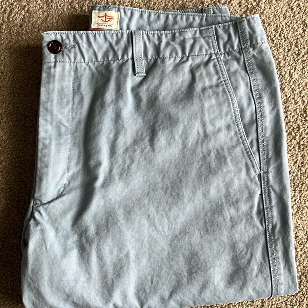 Dockers Men’s Classic Fit Flat Front Pants 36/30